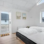 Amazing In Harboore With 4 Bedrooms, Sauna & Wifi Hébergement de vacances