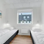 Amazing In Harboore With 4 Bedrooms, Sauna & Wifi