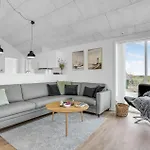 Amazing In Harboore With 4 Bedrooms, Sauna & Wifi Hébergement de vacances *