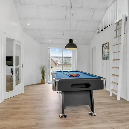 Vakantiehuis Prachtig Huis In Harboøre Met Sauna Harboør